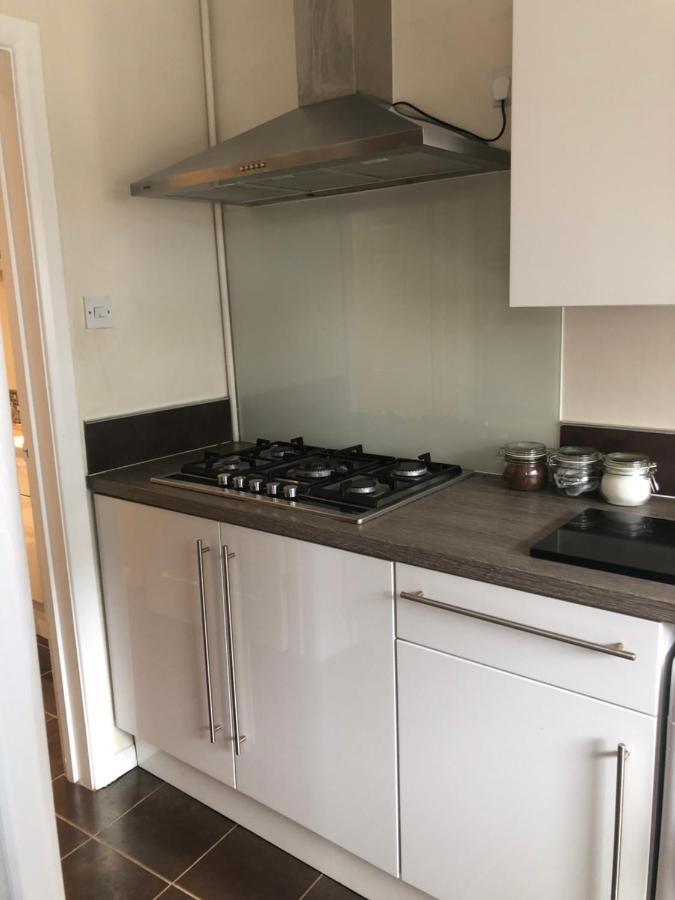 Half Price Offer - Exeter City Apartment Exterior photo