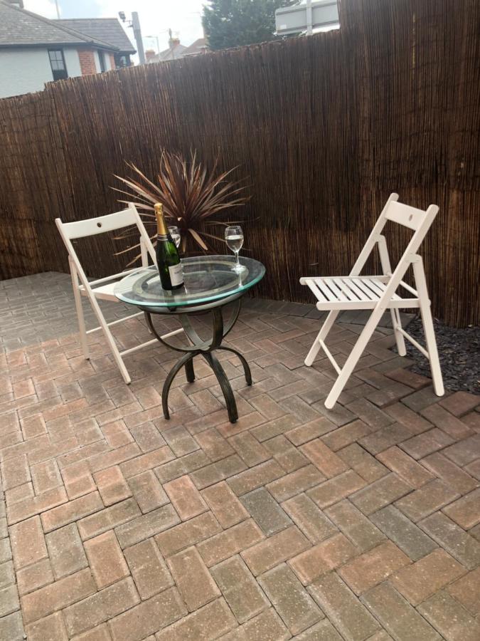 Half Price Offer - Exeter City Apartment Exterior photo