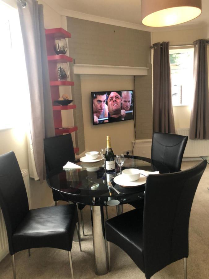 Half Price Offer - Exeter City Apartment Exterior photo